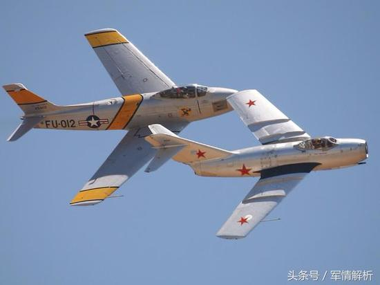 （张桃芳后来成为米格15飞行员）