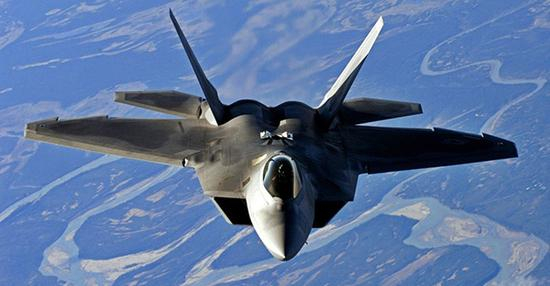 美军F22战斗机