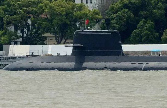 中国最新的常规潜艇