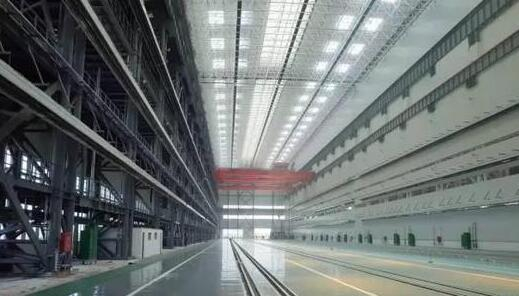 原文配图：中国已建成的世界最大核潜艇生产厂房