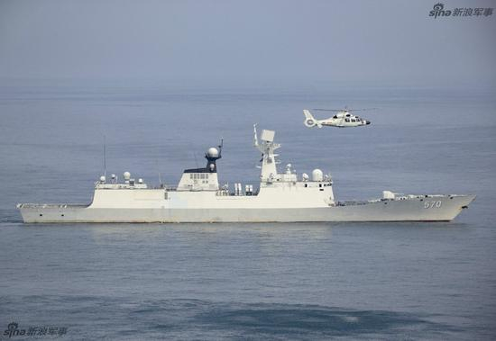 中国海军黄山舰