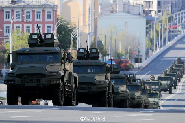 俄卫国战争胜利日阅兵式彩排