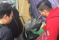 “台独”分子砍蒋介石像案开庭 法官:铜像又没咬你