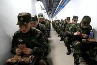 中国地下核武龙宫生活照曝光:按世界末日标准过日子