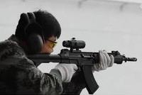 国产新步枪测试画面曝光:全是高科技 理念很先进