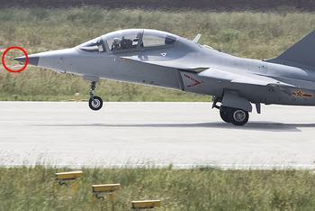 我空军L15高教机亮相