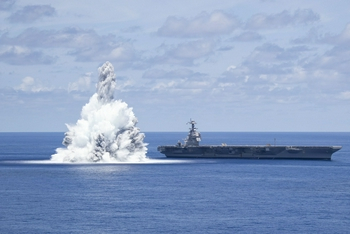 美"福特号"航母又被炸了一次