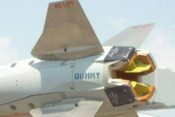 波音新型远程空空导弹