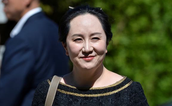 孟晚舟律师：汇丰银行配合美国构陷孟晚舟_手机新浪网