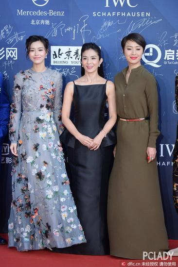 杨一展、杨采妮