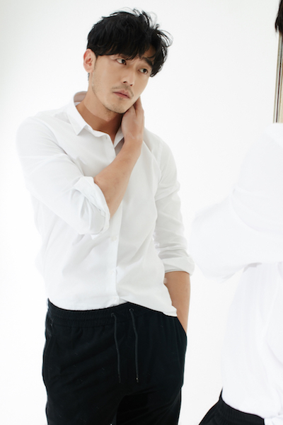 刘俊孝白衬衣写真