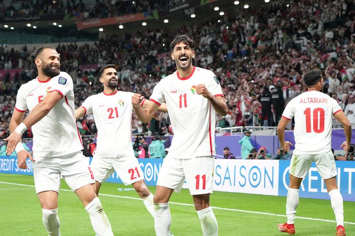 约旦队首次杀入亚洲杯决赛。