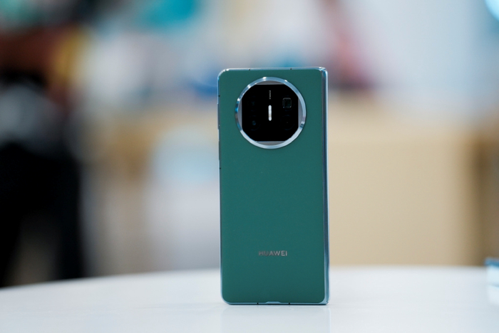 ▲华为Mate X5——图源：搞机圈的那些事