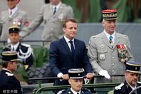 法国举行盛大国庆阅兵仪式 多国领导人出席