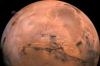 火星车也玩自拍：NASA公布“好奇号”最新自拍照