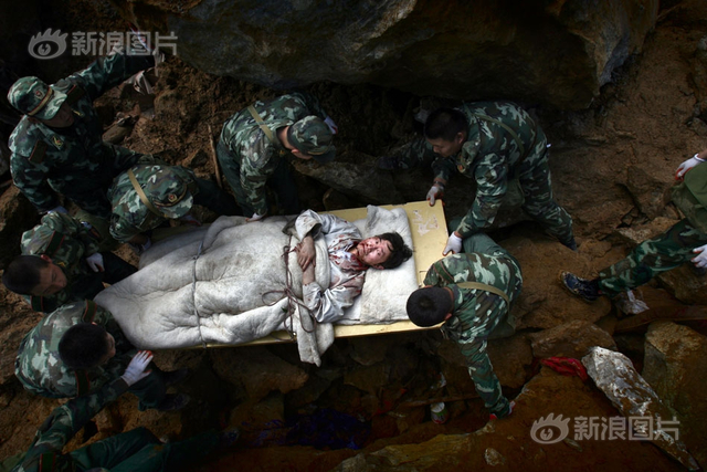 十年:汶川地震30个难忘瞬间