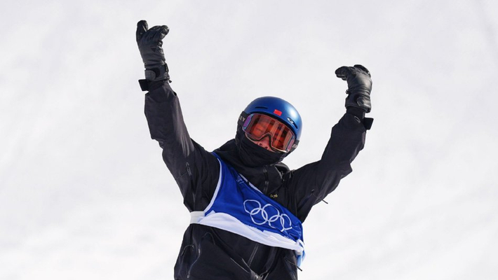 2026米兰冬奥会苏翊鸣夺得中国队首金