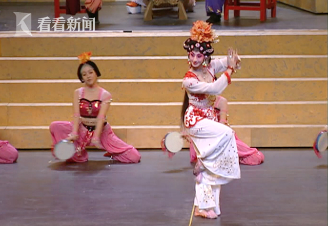 梨花颂 再响起杨贵妃的 翠盘舞 将 神还原qu 新浪图片