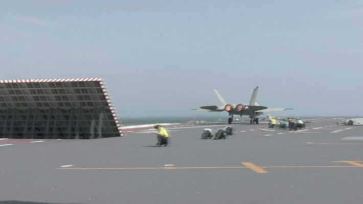 福建舰航母海上试验进展顺利