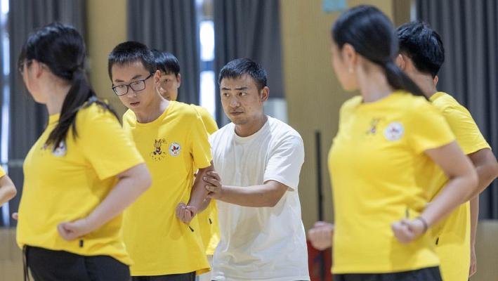 浙江丽水：500余名华侨新生代寻根