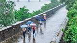 江西赣州：雨中江南宋城淡雅宁静