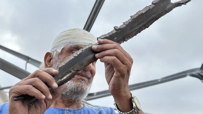 加沙地带：汗尤尼斯帐篷营地遭空袭