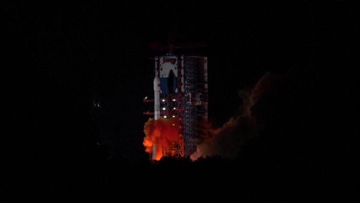 我国成功发射通信技术试验卫星十九号