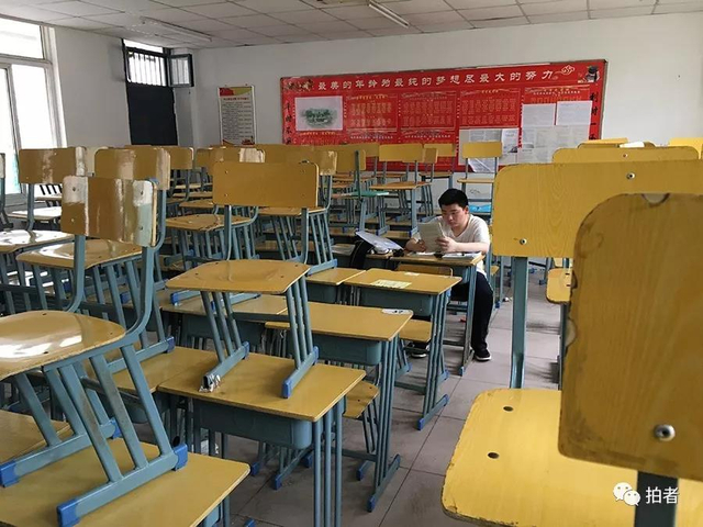 直击万人送考！