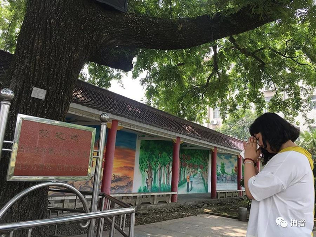 直击万人送考！