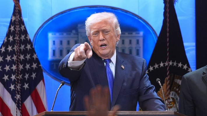 特朗普就最高法院关税裁决举行新闻发布会