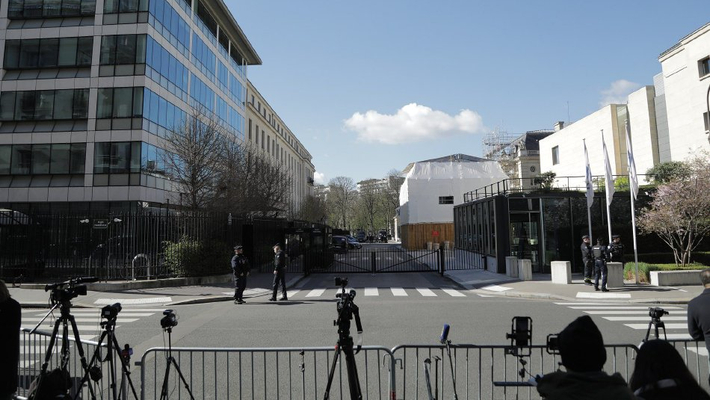 中美经贸磋商在法国巴黎举行