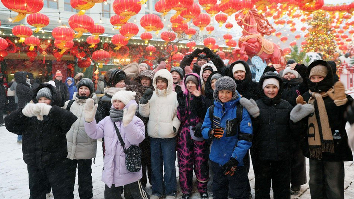 中俄民众共庆“欢乐春节”