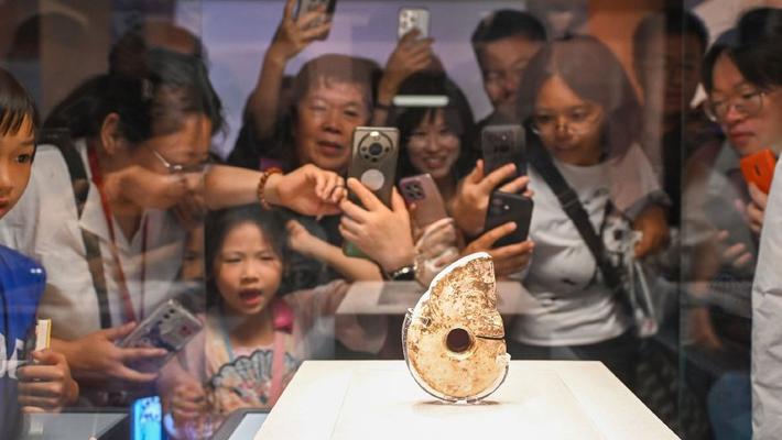 辽博上新展：玉猪龙等多件“镇馆之宝”亮相
