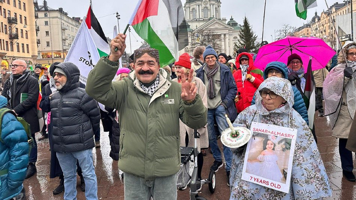 瑞典民众抗议以色列袭击加沙