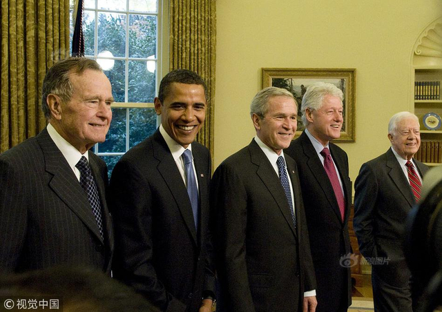 图集回顾：一门两总统 老布什和小布什