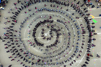 侗族同胞欢度“冻鱼节”