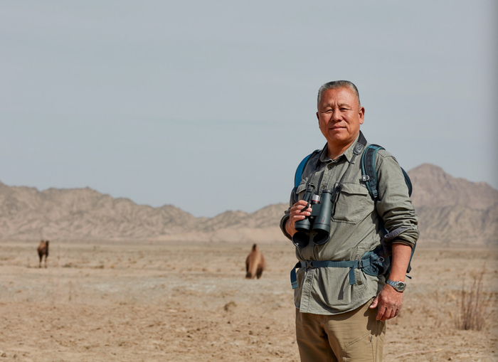 2023年劳力士雄才伟略大奖得主刘少创是一位中国遥感专家，肩负着拯救亚洲最后的大型野生动物之一──野骆驼的使命。©Rolex/Liu Xiaoxue
