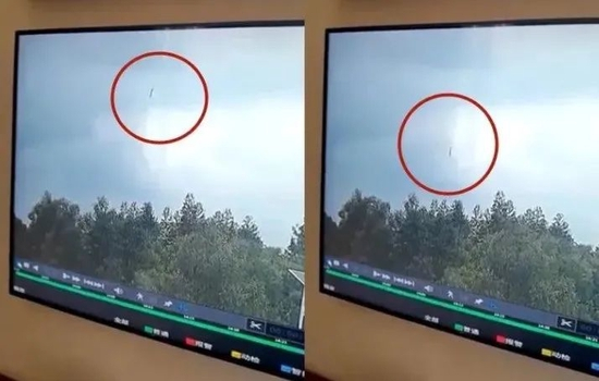 　　广西梧州市北辰矿业有限公司的监控视频疑似拍到飞机坠落的瞬间，画面上形似飞机的物体迅速纵向穿过屏幕，消失无踪（监控画面截图）
