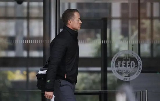  贾里德·伯查尔负责为马斯克处理后宫事务