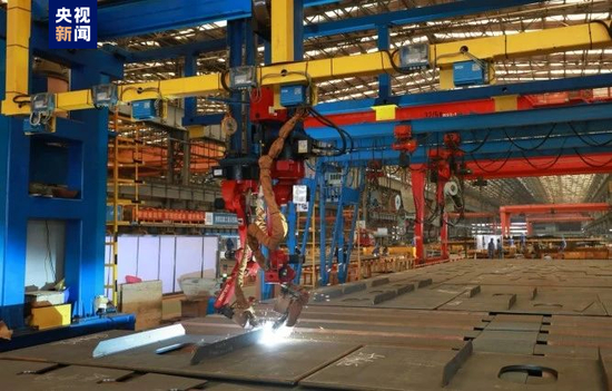 △国内首条大型钢结构“智能制造四线一系统”