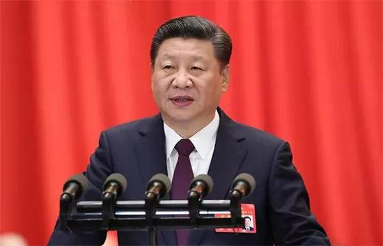 　　2017年10月18日，中国共产党第十九次全国代表大会在北京人民大会堂隆重开幕。习近平代表第十八届中央委员会向大会作报告。