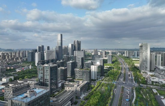 这是2023年4月20日拍摄的杭州未来科技城（无人机照片）。 新华社记者 翁忻旸 摄