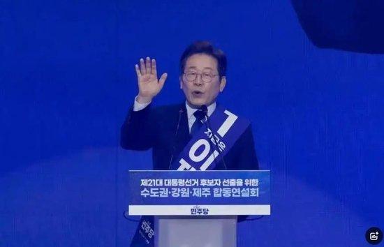 图源:新华社