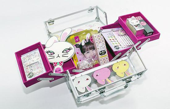 ShuShu Cosmetics的儿童化妆品
