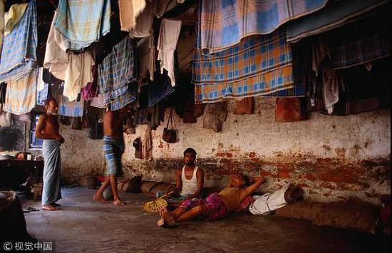 加尔各答的人力车夫