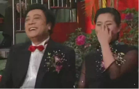 ·台下的倪萍与赵忠祥。