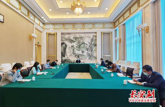  3月27日，陈一新主持召开武汉督导工作总结会。