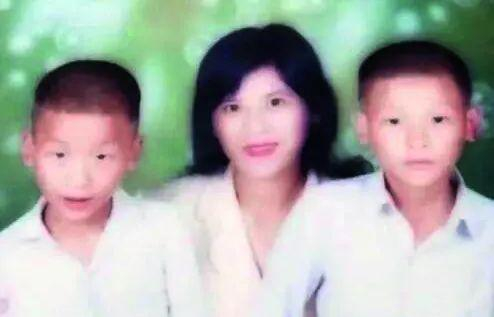  ·宋小女与两个儿子。