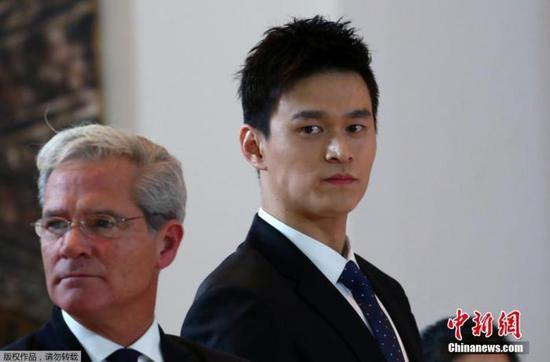  北京时间2019年11月15日16：05，备受世界体坛关注的孙杨听证会在瑞士蒙特勒宫酒店会议中心举行。