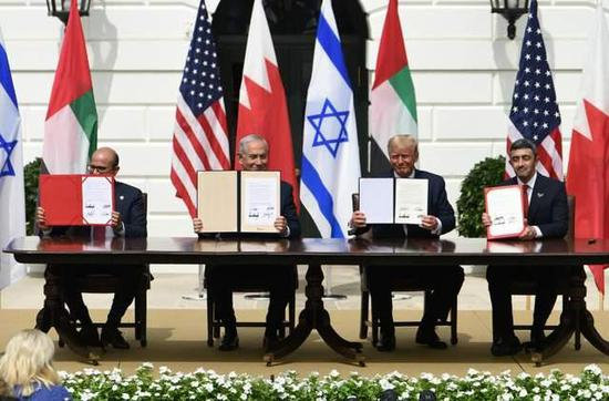 多方努力下，巴林与以色列宣布建立全面外交关系。